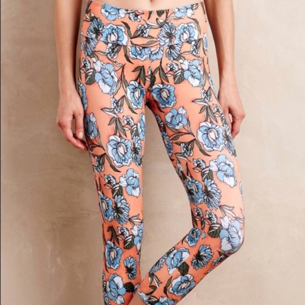 ONZIE floral Capri Legging